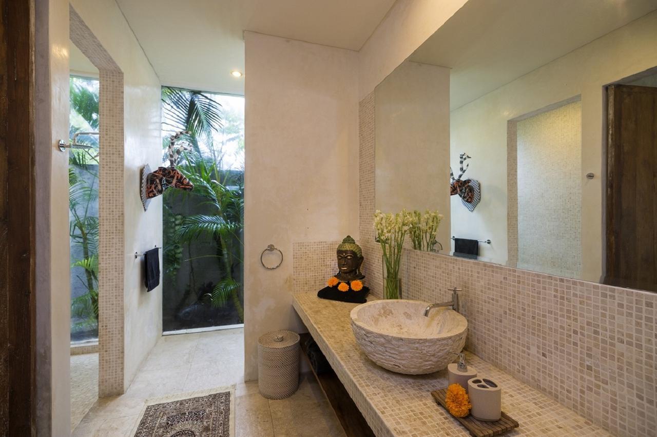 Villa Batik Seminyak  Luaran gambar